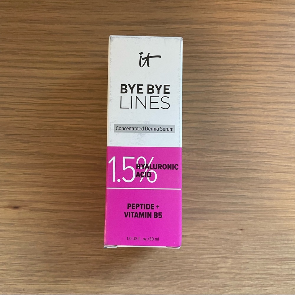 NEW IN BOX - IT Cosmetics Bye Bye Lines Hyaluronic Acid Serum